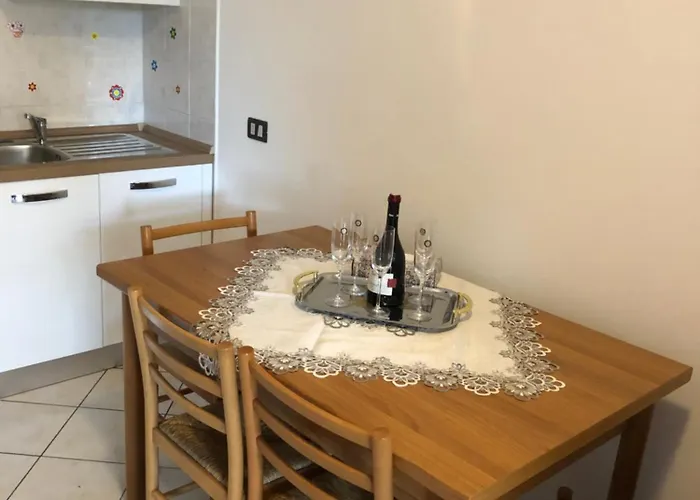 Casa Lorenzo 代森扎诺-德尔加达