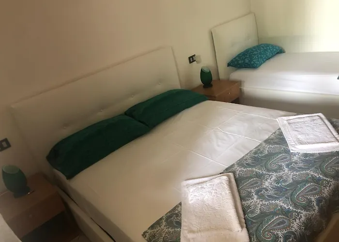 Casa Lorenzo 代森扎诺-德尔加达