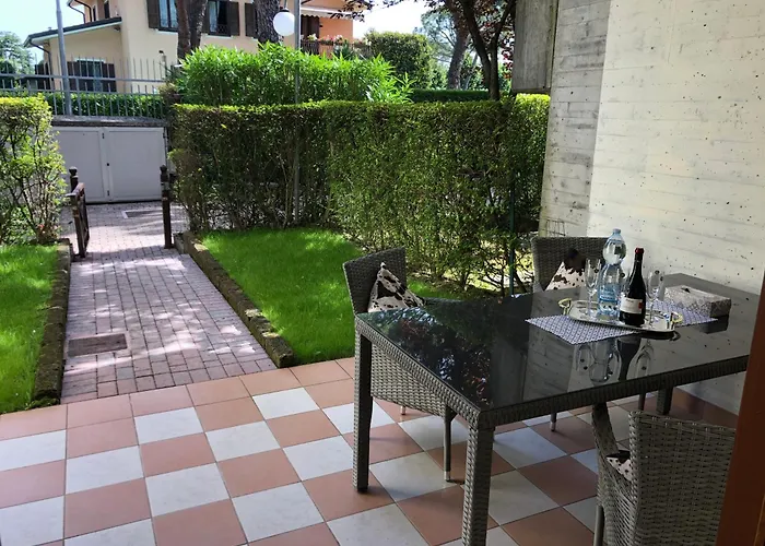 Casa Lorenzo 代森扎诺-德尔加达